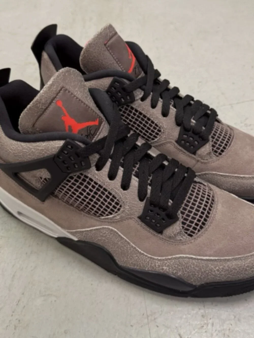 Nike Jordan 4 Retro Taupe Haze